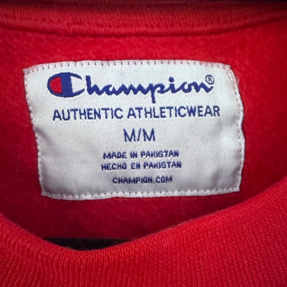 Champion Size M Men's Red Crewneck - Picture 4 of 8